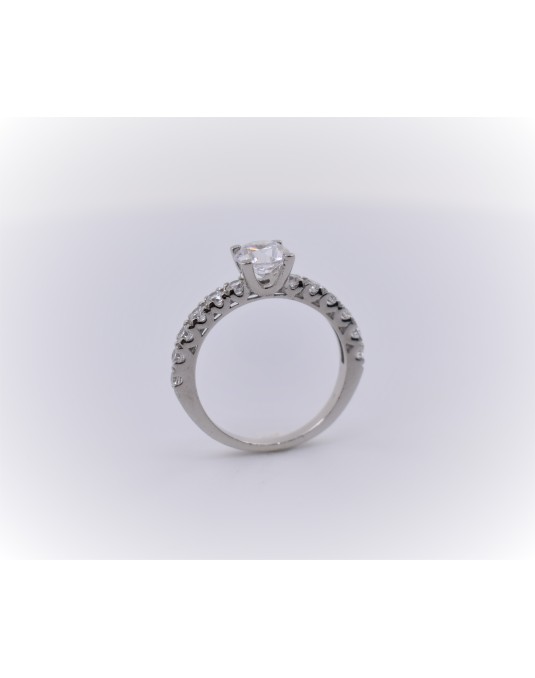 ANELLO SOLITARIO IN ORO BIANCO CON DIAMANTI NATURALI 1.60 CARATI