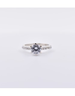 ANELLO SOLITARIO IN ORO BIANCO CON DIAMANTI NATURALI 1.36 CARATI