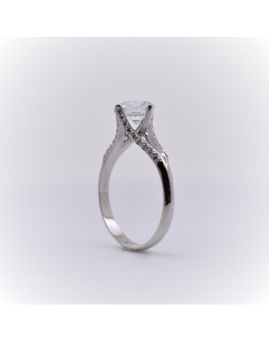 ANELLO SOLITARIO IN ORO BIANCO CON DIAMANTI NATURALI 1.36 CARATI