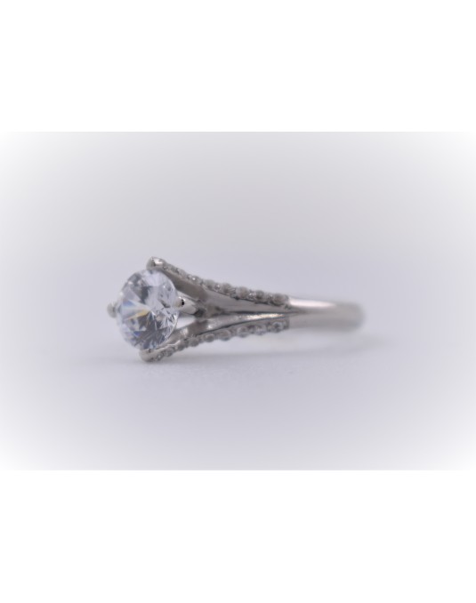 ANELLO SOLITARIO IN ORO BIANCO CON DIAMANTI NATURALI 1.36 CARATI