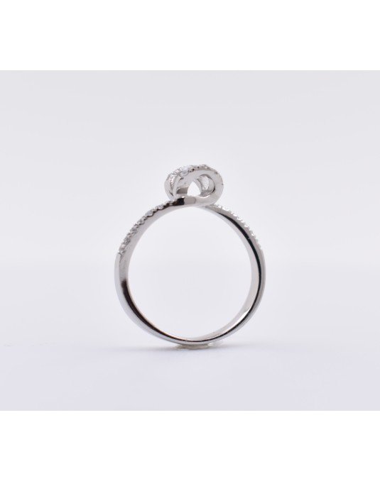 ANELLO SOLITARIO IN ORO BIANCO CON DIAMANTI NATURALI 0.50 CARATI