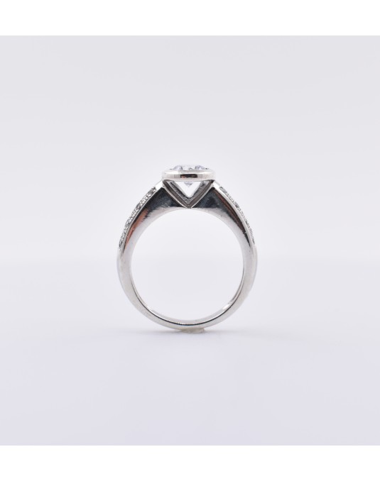 ANELLO SOLITARIO IN ORO BIANCO CON DIAMANTI NATURALI 1.22 CARATI