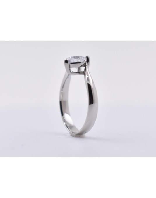 ANELLO SOLITARIO IN ORO BIANCO 18 K CON DIAMANTE NATURALE CERTIFICATO DGC