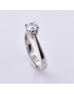ANELLO SOLITARIO IN ORO BIANCO 18 K CON DIAMANTE NATURALE CERTIFICATO DGC