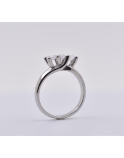 ANELLO TRILOGY IN ORO BIANCO 18 K CON DIAMANTI NATURALI E VVS