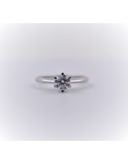 ANELLO SOLITARIO IN ORO BIANCO 18 K CON DIAMANTE NATURALE CERTIFICATO DGC