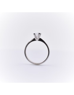 ANELLO SOLITARIO IN ORO BIANCO 18 K CON DIAMANTE NATURALE CERTIFICATO DGC