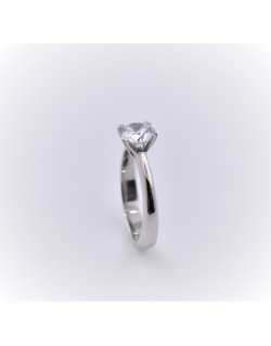 ANELLO SOLITARIO IN ORO BIANCO 18 K CON DIAMANTE NATURALE CERTIFICATO DGC