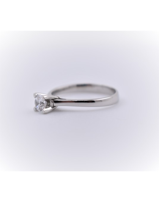 ANELLO SOLITARIO IN ORO BIANCO 18 K CON DIAMANTE NATURALE CERTIFICATO DGC