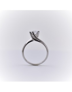 ANELLO SOLITARIO IN ORO BIANCO 18 K CON DIAMANTE NATURALE CERTIFICATO DGC