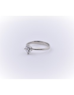ANELLO SOLITARIO IN ORO BIANCO 18 K CON DIAMANTE NATURALE CERTIFICATO DGC