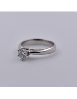 ANELLO SOLITARIO IN ORO BIANCO 18 K CON DIAMANTE NATURALE CERTIFICATO DGC