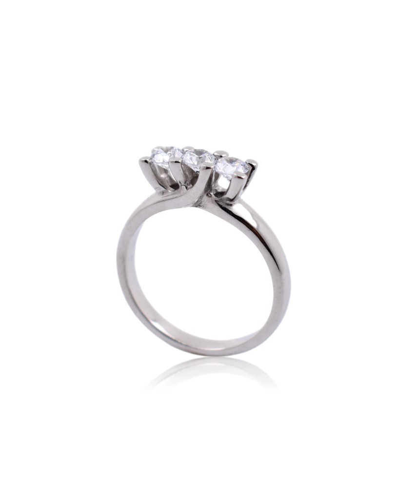 ANELLO TRILOGY IN ORO BIANCO 18 K CON DIAMANTI NATURALI E VVS