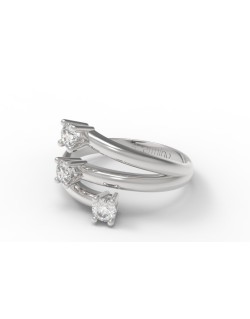 ANELLO MODELLO TRILOGY IN ORO BIANCO 18K CON DIAMANTI NATURALI E VVS