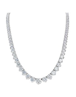 Collana Di Platino con diamanti