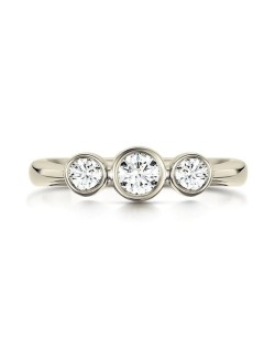 Anello Trilogy in platino