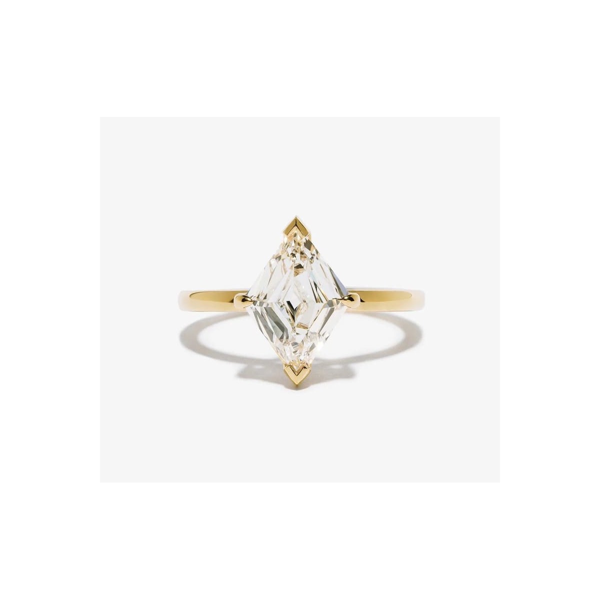 Anello Solitario oro giallo Diamante Lozenge