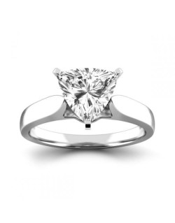 Anello Solitario oro bianco Diamante Trilliant