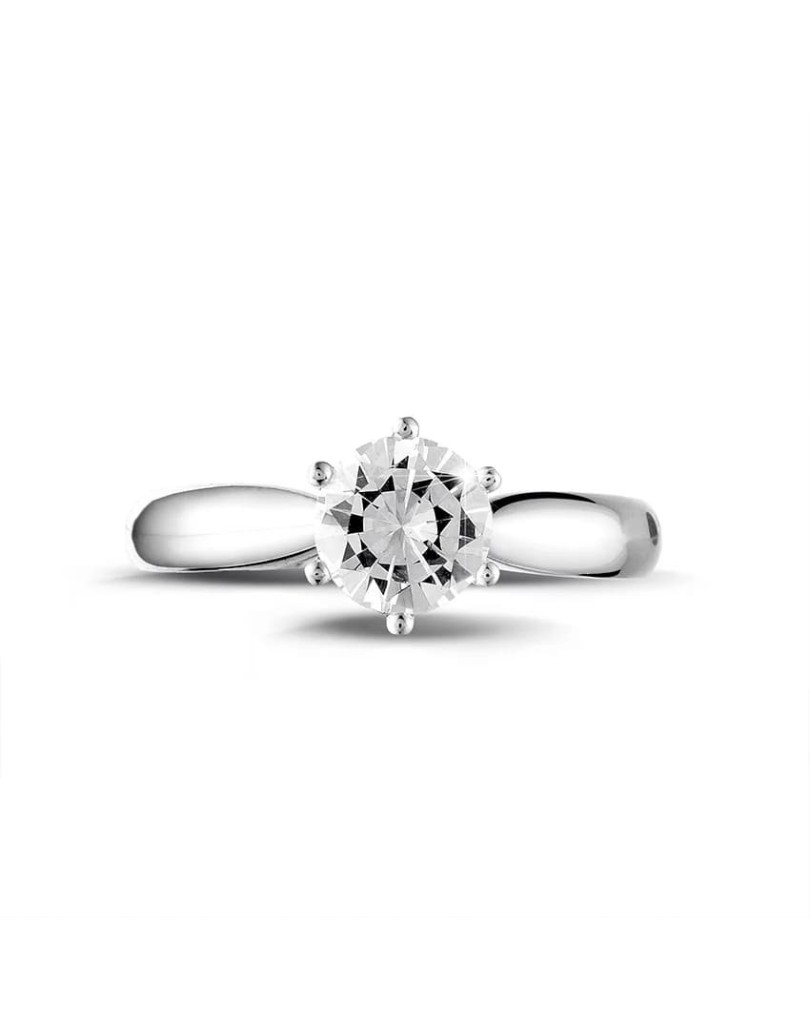 Solitario Di Platino con Diamante