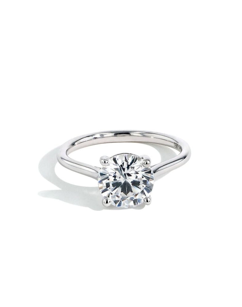Anello Solitario Classico con Diamante Varie Misure