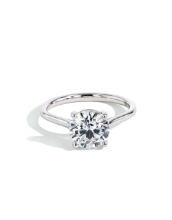 Anello Solitario Classico con Diamante Varie Misure