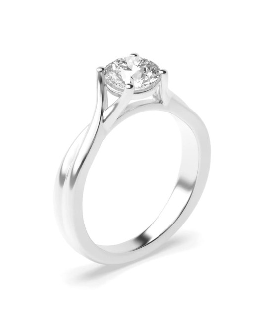 Anello Di Fidanzamento in Platino con Diamante