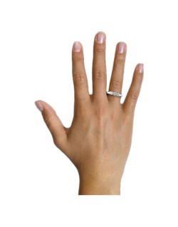 Anello Trilogy Fidanzamento Indossato