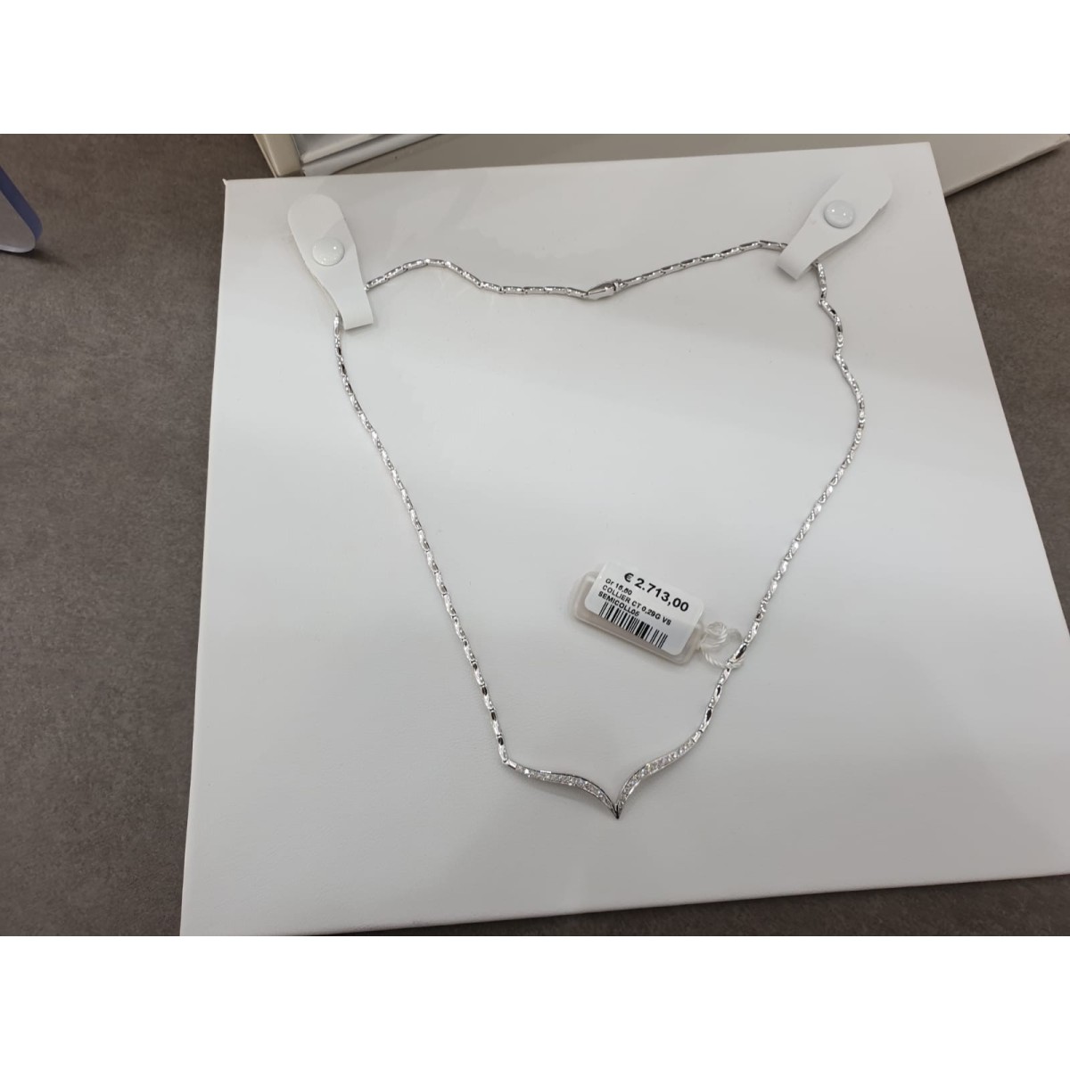 COLLIER IN ORO BIANCO 18 K CON DIAMANTI NATURALI 0.29 CARATI G VS CERTIFICATO