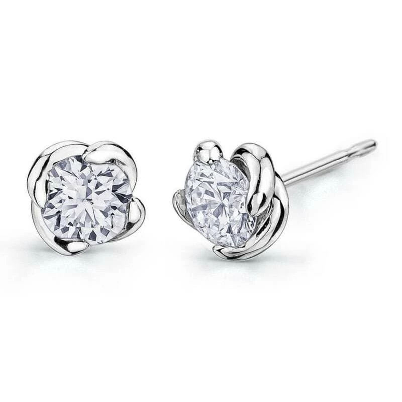 Orecchini con diamante