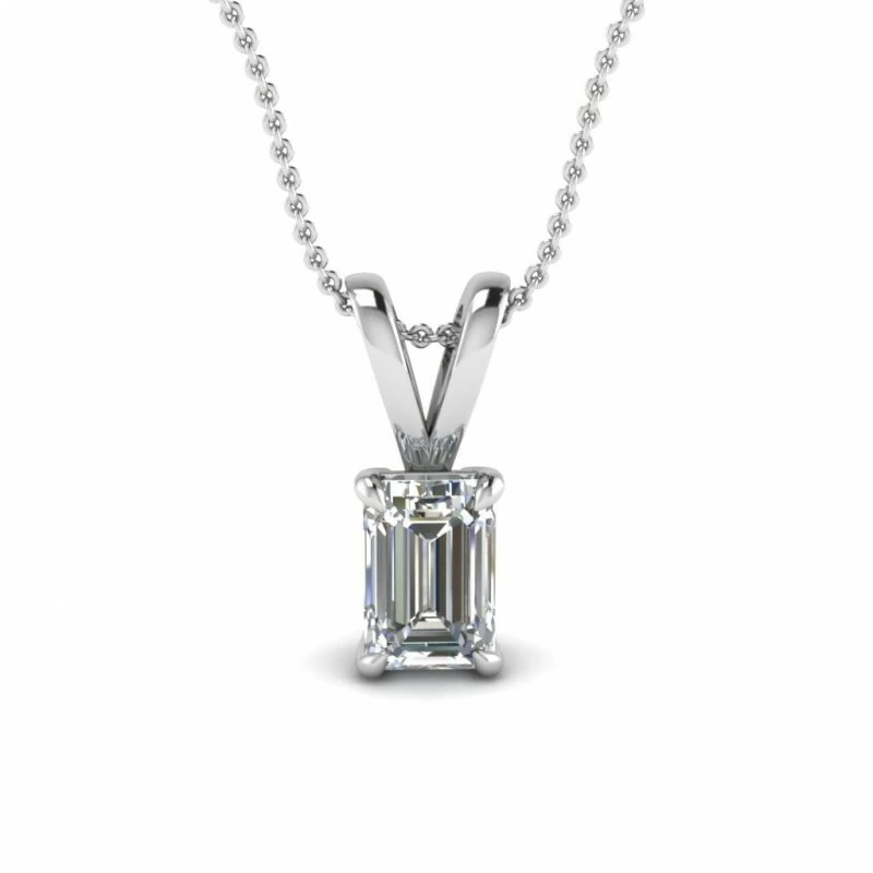 Pendente con diamante taglio smeraldo