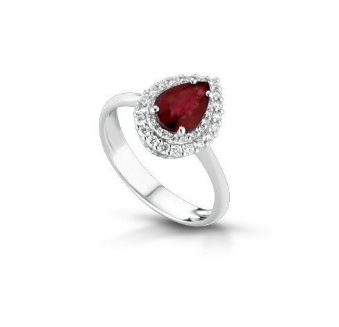 Anello con rubino e diamanti